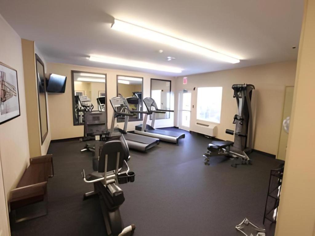 Candlewood Suites Saint Joseph By Ihg Exterior photo